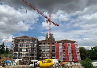 Stavba dále úspěšně pokračuje